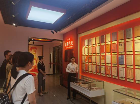 https://wgy.cslg.edu.cn/__local/2/EA/FE/BFD06277ADE35A9DE3AE2A12B89_ED7F0F3A_225AD2.jpg